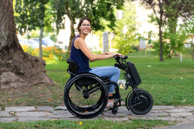 Klaxon - přídavné elektrické pohony k vozíkům pro invalidy